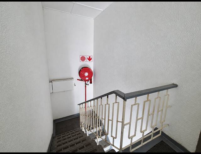 2 BEDROOM FLAT FOR SALE IN THREE RIVERS